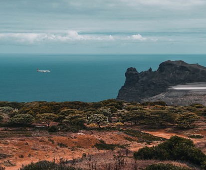 Flughafen in Jamestown auf St. Helena: Wenn im November die Hauptreisesaison zur Südatlantik-Insel startet, gibt es auch wieder Flüge nach Kapstadt.