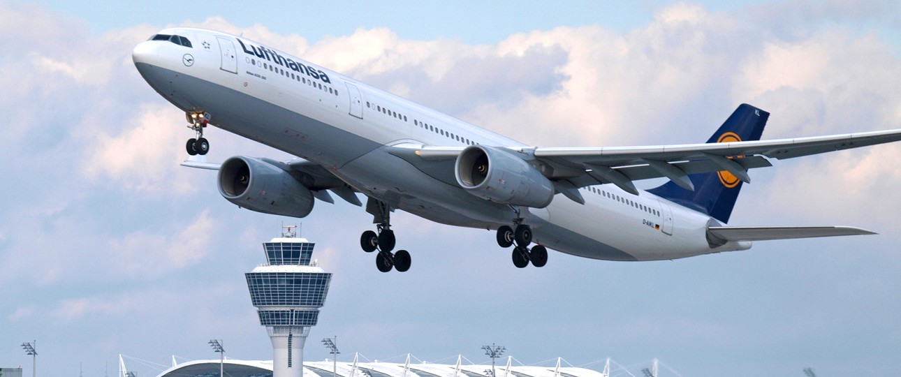 Airbus A330-300 mit der Registrierung D-AIKL (hier im Jahr 2009): Im Sondereinsatz.