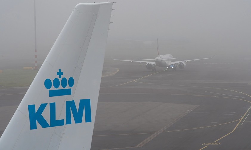 Leitwerk eines KLM-Flugzeugs: Die Fluglinie hat vier Ziele im Nahen Osten überraschend gestrichen.