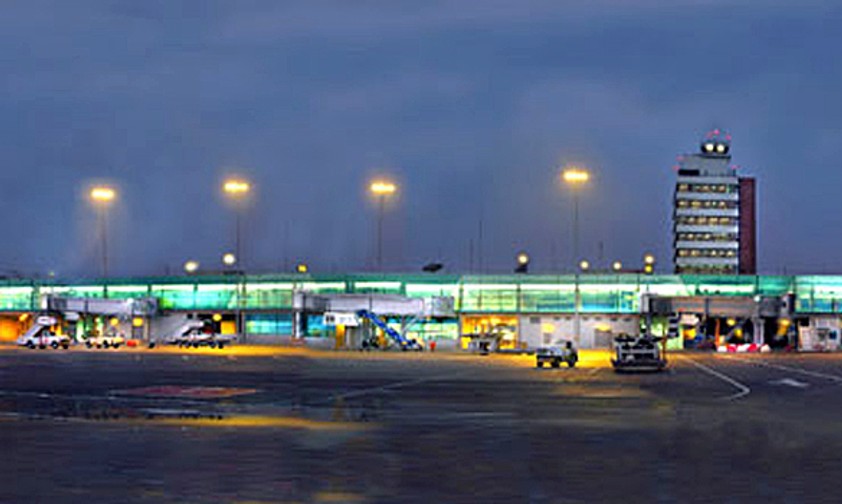 Aeropuerto Internacional Jorge Chavez: Zu wenige ausländische Airlines.