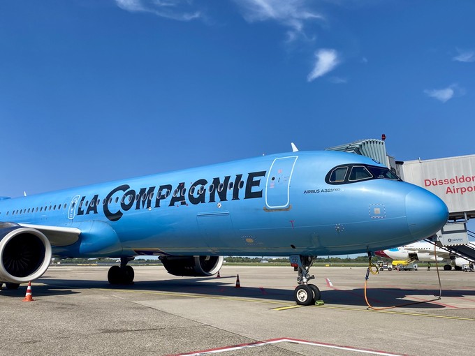 Airbus A321 Neo von La Compagnie in Düsseldorf.