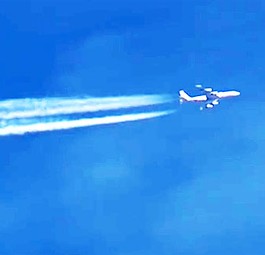 Mysteriöser kreisender Jet sorgt für Gerüchte