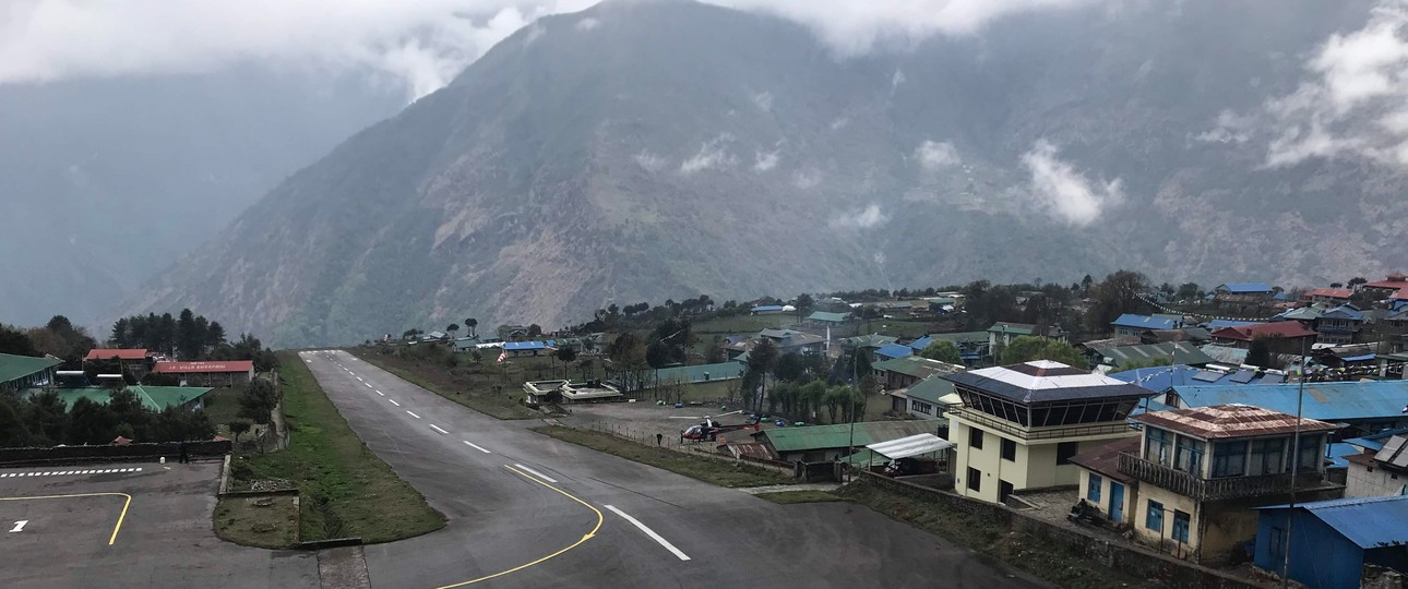 Von Ramechhap sollen künftig alle Flüge zum Himalaya-Flughafen Lukla (im Bild) gehen.