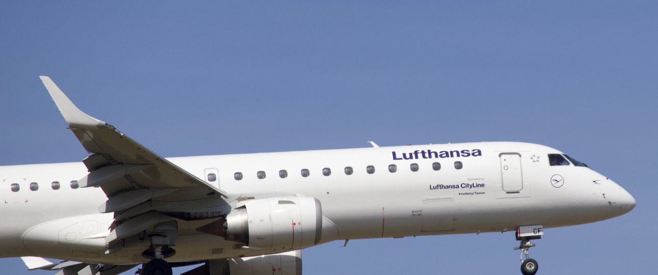 Bombardier CRJ 900 von Lufthansa Cityline: Hebt nicht mehr ab.