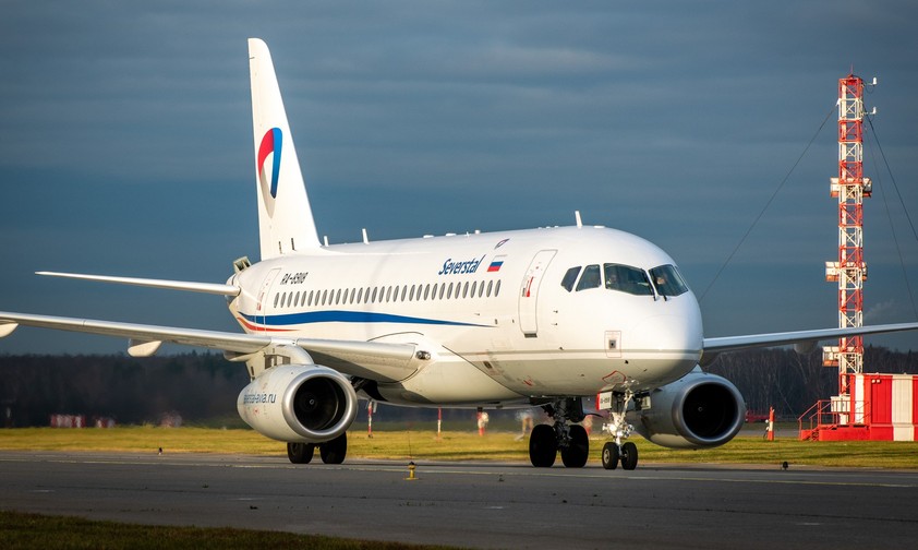 Superjet 100: Künftig wird das Flugzeug auch in Indien gebaut.