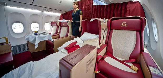 Echte First Class in echter Boeing 737: Transaero bietet Ungewöhnliches.