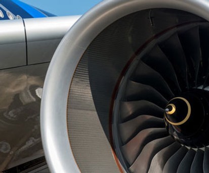 Triebwerke können zu einer ziemlichen Lärmbelastung für die Piloten führen.