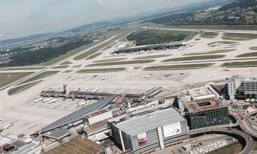 Flughafen Zürich: Flüge werden umgeleitet und annulliert.