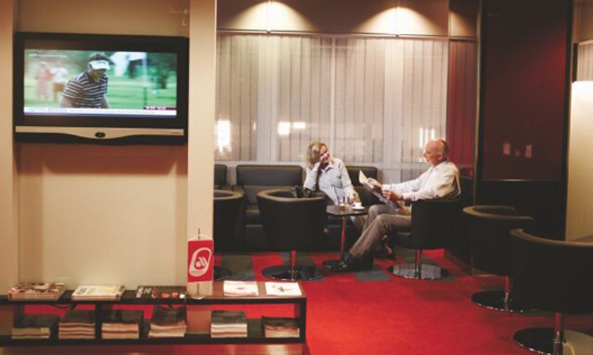 Business-Lounge von Air Berlin in Düsseldorf: Bald auch für Europa-Reisende zugänglich.