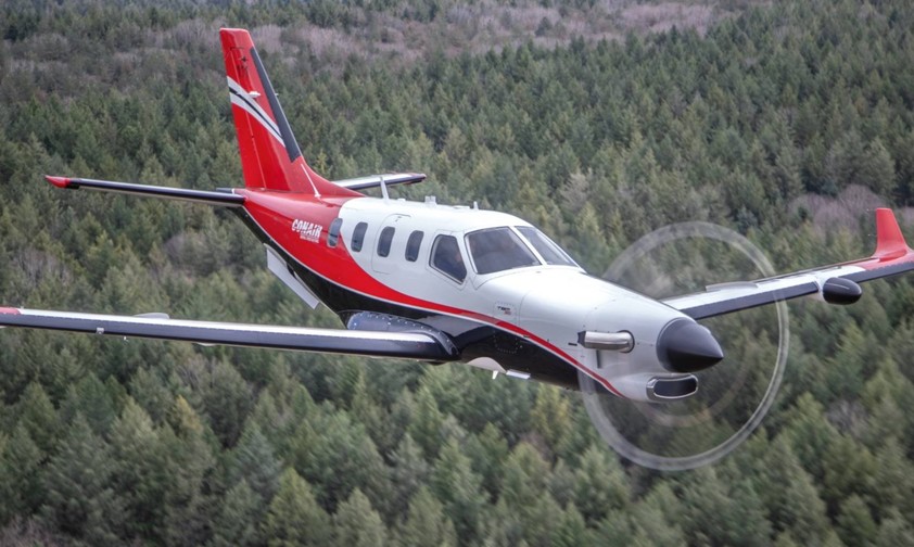TBM 960 im Conair-Look: Werden die Brandbekämpfung aus der Luft koordinieren.