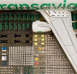 Transavia versucht sich an der Tetris Challenge