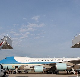 Eine der alten Präsidentenjets der USA: DIe 747-200 werden durch 747-8 ersetzt.