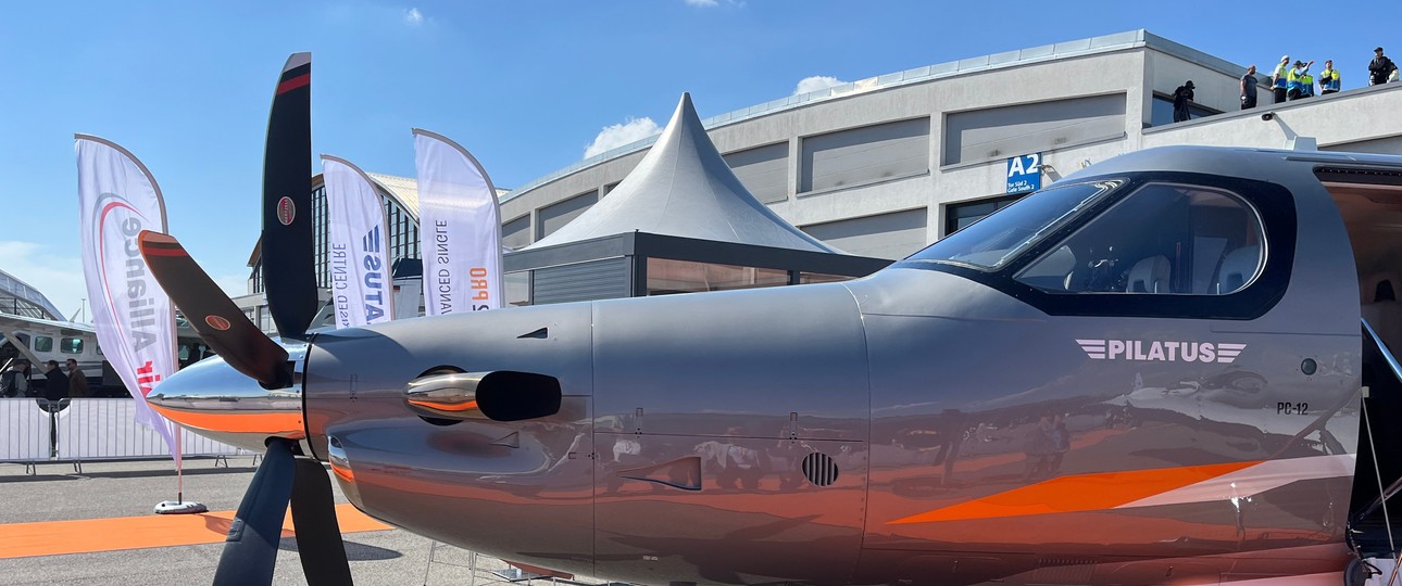 Pilatus PC-12 Pro: Die Schweizer zeigen das Flugzeug mit der Nummer 3001.