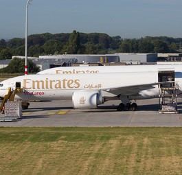 Frachter von Emirates in Maastricht: Probleme mit Wirbelschleppen.