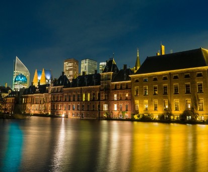 Parlamentssitz in Den Haag: Politiker der Niederlande wollen Österreich kopieren.