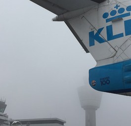 Flughafen Amsterdam: Skywork-Passagiere steigen hier künftig öfters auf KLM um.