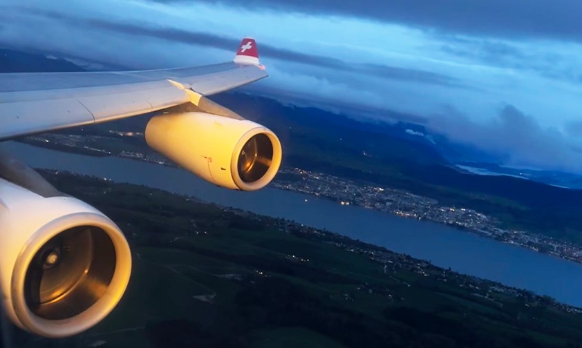 Blick aus einem Airbus A340 von Swiss: Die Fluglinie plant neue Fernziele.