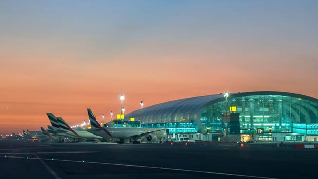 2014 werden 73 Millionen Passagiere den Flughafen benützen - 55 Prozent mehr als vor fünf Jahren. Bereits seit längerem laufen Ausbauarbeiten für den Dubai International Airport. Doch Kapazitätsgrenzen sind absehbar.