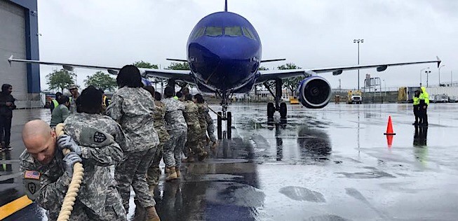 320 von Jetblue: Die Airline zieht zusammen mit anderen US-Firmen am gleichen Strang.
