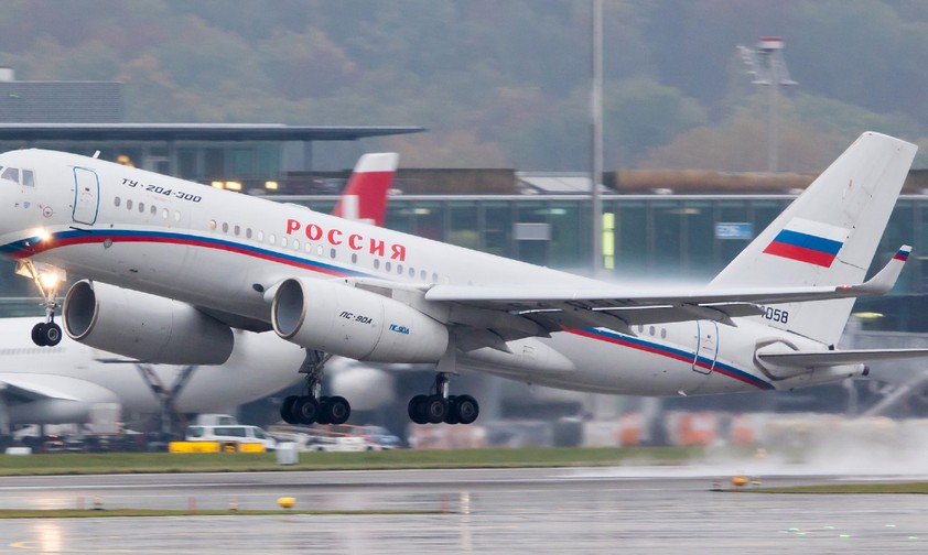 Die Tupolev Tu-204 mit dem Kennzeichen RA-64058 (hier zu sehen im Jahr 2016 in Zürich): Hob auch am Donnerstagmorgen in Moskau ab.