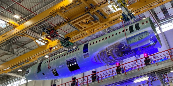 Ein Airbus A321 XLR? Nein. Bei der Eröffnung der XLR-Ausrüstungshalle ...