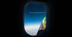 Blick aus dem Fenster einer Sky-Airline-Maschine: Die Fluglinie will ausbauen.