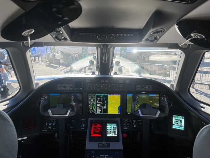 Blick ins Cockpit der Citation Ascend.