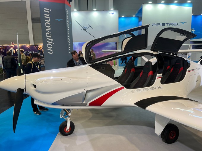 Pipistrel zeigt gleich vier Flugzeuge. Neben der Panthera zeigt die Textron-Tochter auch ihre ...