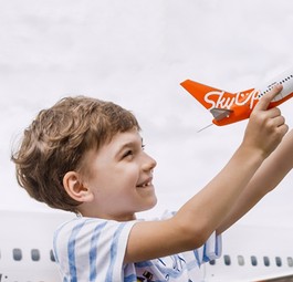 Werbung von Sky Up: Die Fluglinie hat Expansionsdrang.