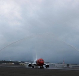 Norwegian-Flieger nach der ersten Landung in Bradley: es ist bald schon wieder vorbei.