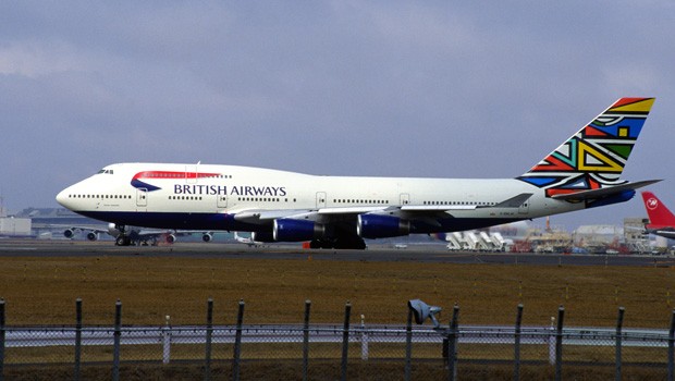 British Airways: Boeing 747-436 am Flughafen.