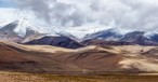 Der Salzsee Tso Kar in der umstrittenen Region Kashmir: Der Konflikt um die Region trifft die Luftfahrt.