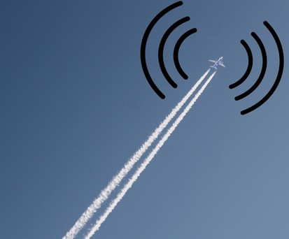 Flieger sendet Funkwellen: Mt CCFM gibt es ein Radio speziell für Kabinenbesatzungen.