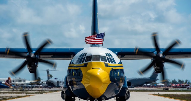 Die Hercules C-130J Fat Albert: Das Flugzeug muss im Winter nach England.