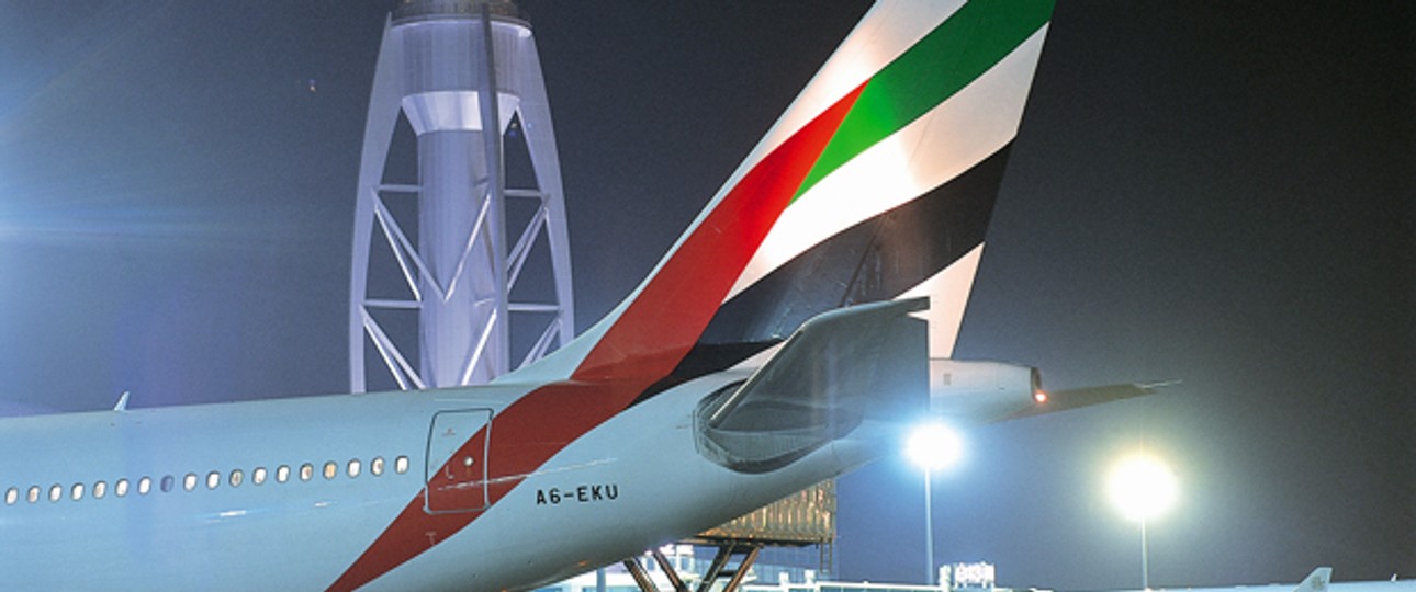 Flieger von Emirates in Dubai: Überlegener Standort.