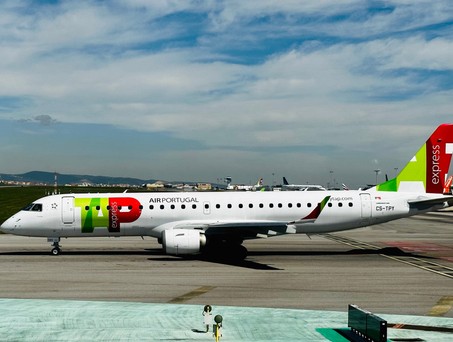 Embraer E190 von Tap Express: Ein Käufer muss das Drehkreuz Lissabon erhalten und stärken.