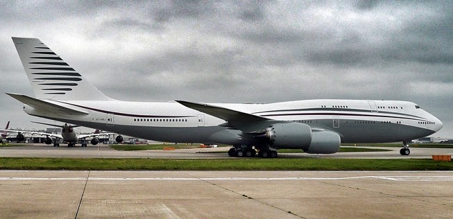 Boeing 747-8 von Amiri Flight: Nächtlicher Abstecher nach Zürich.