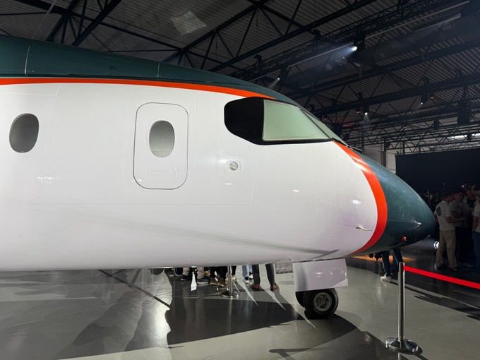 So sieht das neue deutsche Turbopropflugzeug vorne aus.