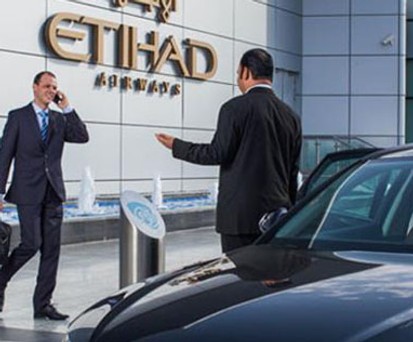 Der Chauffeur wartet: Künftig nur noch an einem Flughafen inbegriffen.