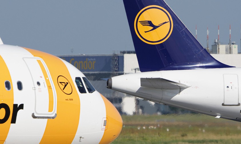Jets von Condor und Lufthansa: Dienstreisen mit der jeweils anderen Airline gibt es für die Mitarbeitenden bald nicht mehr vergünstigt.