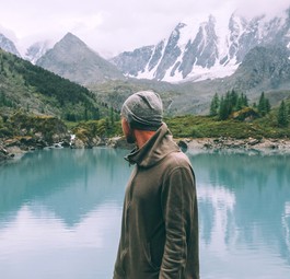 Schöner Bergsee - aber wo liegt der bloß? Easyjet will weiterhelfen.