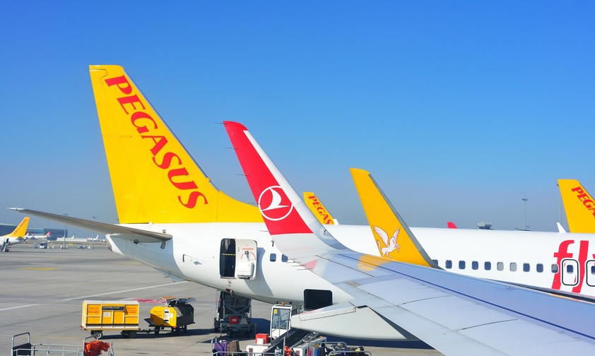 Flugzeuge von Pegasus Airlines und Turkish Airlines: Beide Airlines verzichten dauerhaft auf Flüge nach Israel.