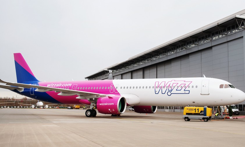 Jet von Wizz Air: Erneut Ärger um Einsatzzeiten im Cockpit.
