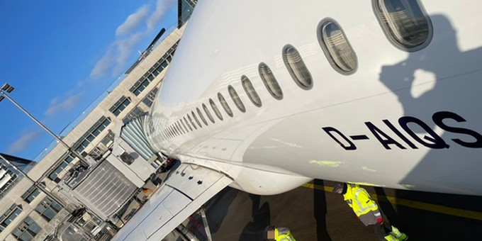Der Flieger wird recycelt.