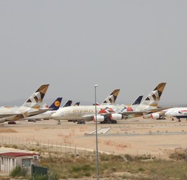 Etwa 300 Kilometer von Madrid entfern: Geparkte Flugzeuge in Teruel.