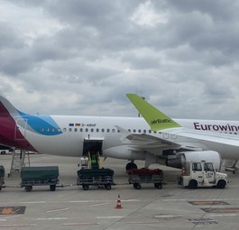 eurowings a320 air baltic a220 dus Juli 2022
