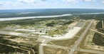 Flughafen Goose Bay: Eine Piste ist kaputt.