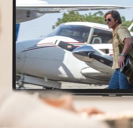 <strong>Flight</strong> (2012): In dem Drama spielt Denzel Washington einen Piloten, der mit einer gewagten Notlandung eine Katastrophe verhinderte. Am Boden muss sich der Flugkapitän aber vor allem privaten Problemen stellen. Den Film gibt es zum Kauf oder zur Leihe unter anderem bei <a href="https://amzn.to/2WzIxDw" target="_blank" rel="noopener">Amazon</a>.