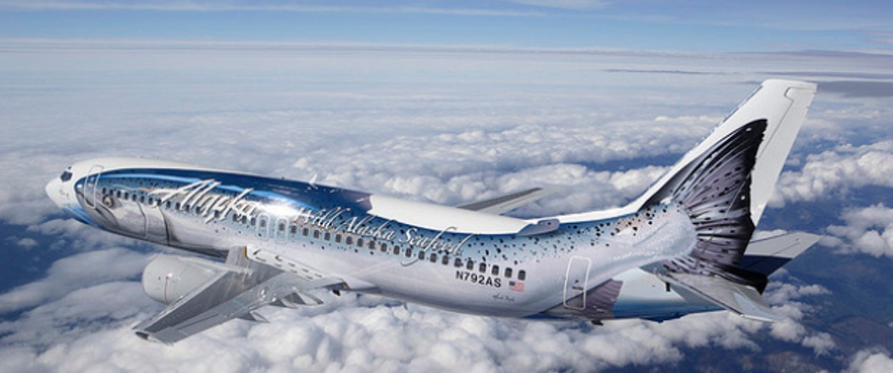 Alaska Airlines: Der Designer von Air Alaska muss ein besonderer Kerl sein. So viele grausame Flugzeug-Designs schafft keine andere Fluglinie. Aber mit diesem fliegenden Lachs hat Alaska Airlines den Vogel, pardon, den Fisch abgeschossen.