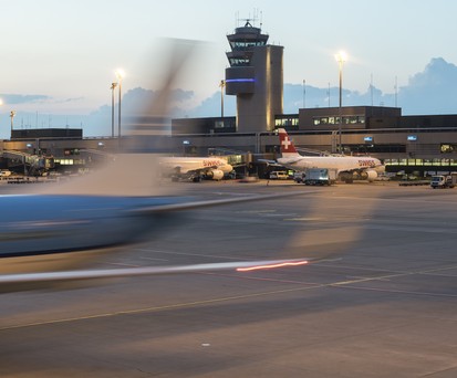 Flughafen Zürich (Symbolbild): Im März wäre es fast zu einem Unfall gekommen.
